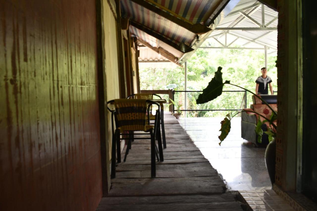 Du Gia Van Chung Homestay Lang Cac Exterior photo