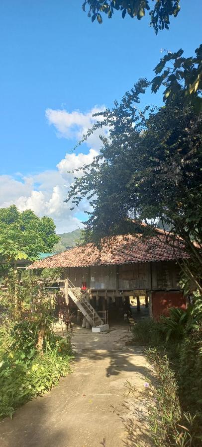 Du Gia Van Chung Homestay Lang Cac Exterior photo